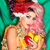 Neon Hitch - List pictures