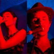 Monsieur Periné - List pictures