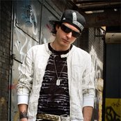 Kevin Rudolf - List pictures