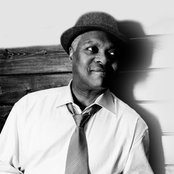 Booker T. Jones - List pictures