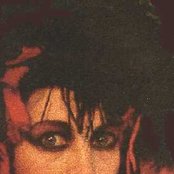 Lene Lovich - List pictures