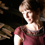 Juliet Turner - List pictures