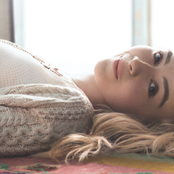 Sabrina Carpenter - List pictures