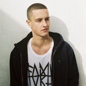 Evian Christ - List pictures