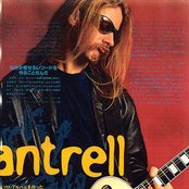 Jerry Cantrell - List pictures