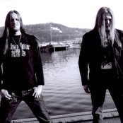 Dark Throne - List pictures