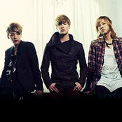 Lunafly - List pictures