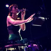 Tei Shi - List pictures