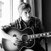 Bobby Long - List pictures