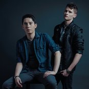 Second Alibi - List pictures