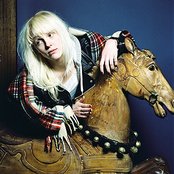 Laura Marling - List pictures