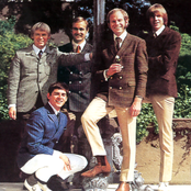 Harpers Bizarre - List pictures