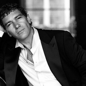 Antonio Banderas - List pictures