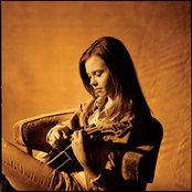 Sierra Hull - List pictures