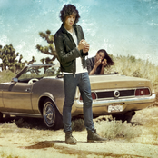 Julian Perretta - List pictures