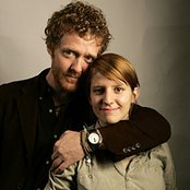 Glen Hansard & Markéta Irglová - List pictures