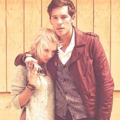 Clare Bowen & Sam Palladio - List pictures