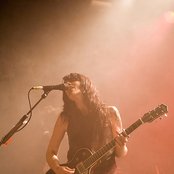 Terra Naomi - List pictures