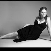 Crystal Bowersox - List pictures