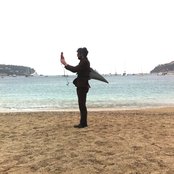 Gruff Rhys - List pictures