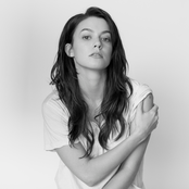 Meg Myers - List pictures