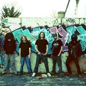 Silent Descent - List pictures