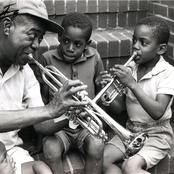 Lou Armstrong - List pictures