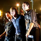 Keanu - List pictures