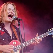 Jimmy Bowskill - List pictures