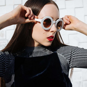 Allie X - List pictures