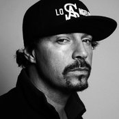 Dj Muggs - List pictures