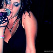 Lennon - List pictures