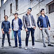 Mariana's Trench - List pictures