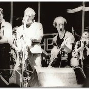 Ian Dury - List pictures