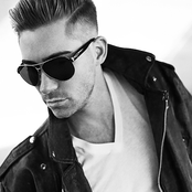 Bobby Newberry - List pictures