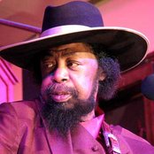 Son Seals - List pictures