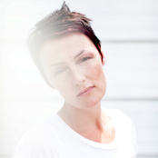 Holly Mcnarland - List pictures