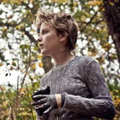 Emma Louise - List pictures