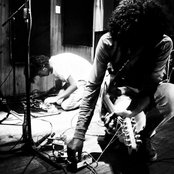 Boogarins - List pictures