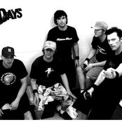 28 Days - List pictures