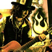 Enrique Bunbury - List pictures