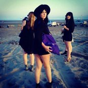 September Girls - List pictures