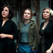 Be Good Tanyas - List pictures