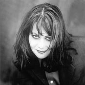 Jann Arden - List pictures