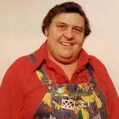 Kenny Price - List pictures