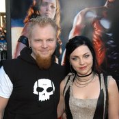 Ben Moody - List pictures