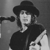 Izzy Stradlin - List pictures