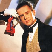 Holly Johnson - List pictures