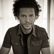 Justin Guarini - List pictures