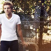 Andrew Belle - List pictures